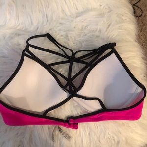 Swim - PINK bikini top Swim - PINK bikini top
